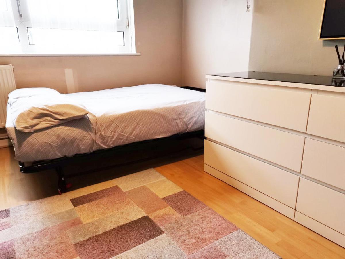 Апартаменты Charming London Town Studio Flat, Tower Bridge Экстерьер фото